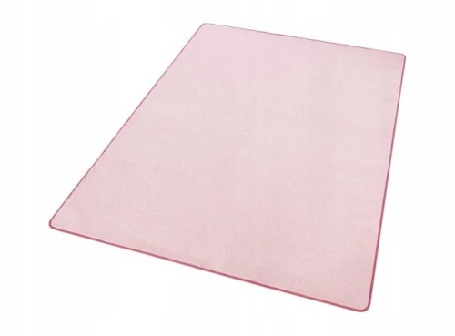 Dywan-jednokolorowy-do-salonu-160x240cm-rozowy-z-miekkim-krotkim-wlosem-Marka-Hanse-Home.jpg